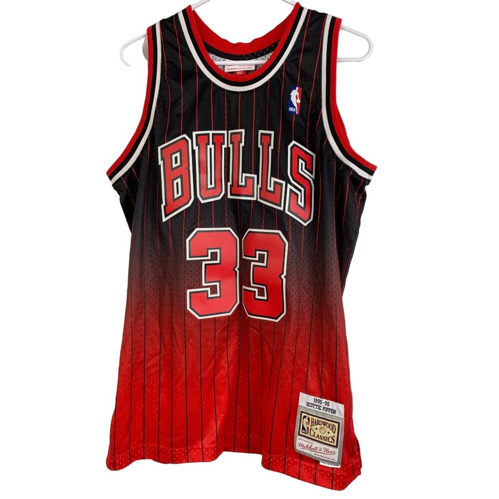 Mitchell & Ness 1995-96 Scottie Pippen Bulls Throwback Jersey Large New